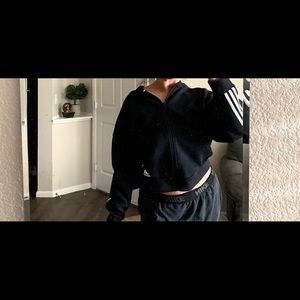New Adida’s cropped zip up hoodie